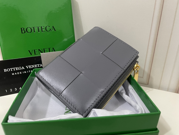 ボッテガヴェネタ財布コピー細部ディテール